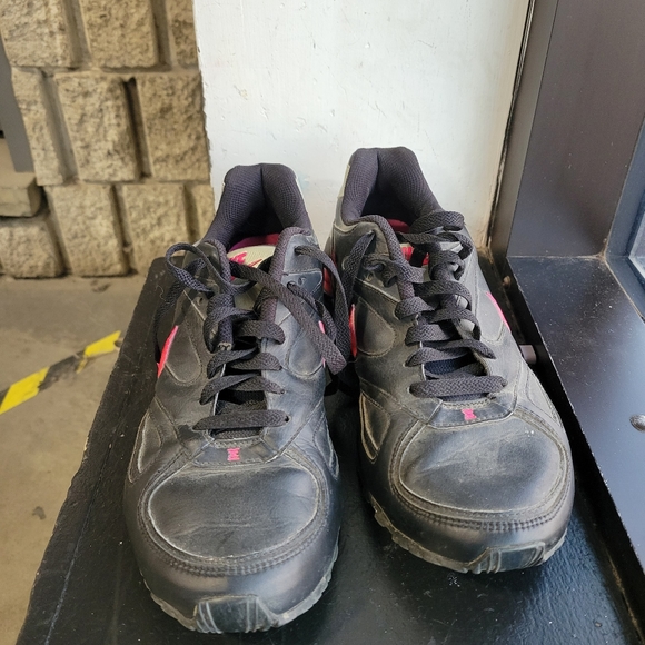 NIKE Shox Heritage Black Pink Running Shoes Women's Sz 8.5 M barbie - Picture 2 of 9